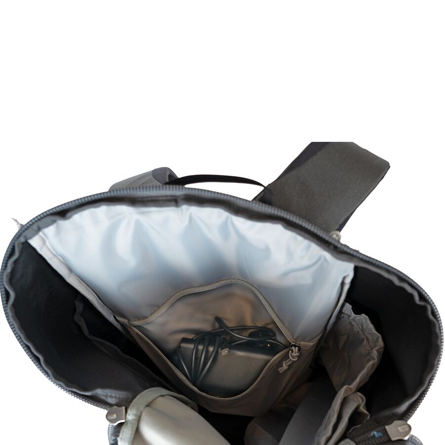 Blue Ice Octopus 25L Pack Shadow
