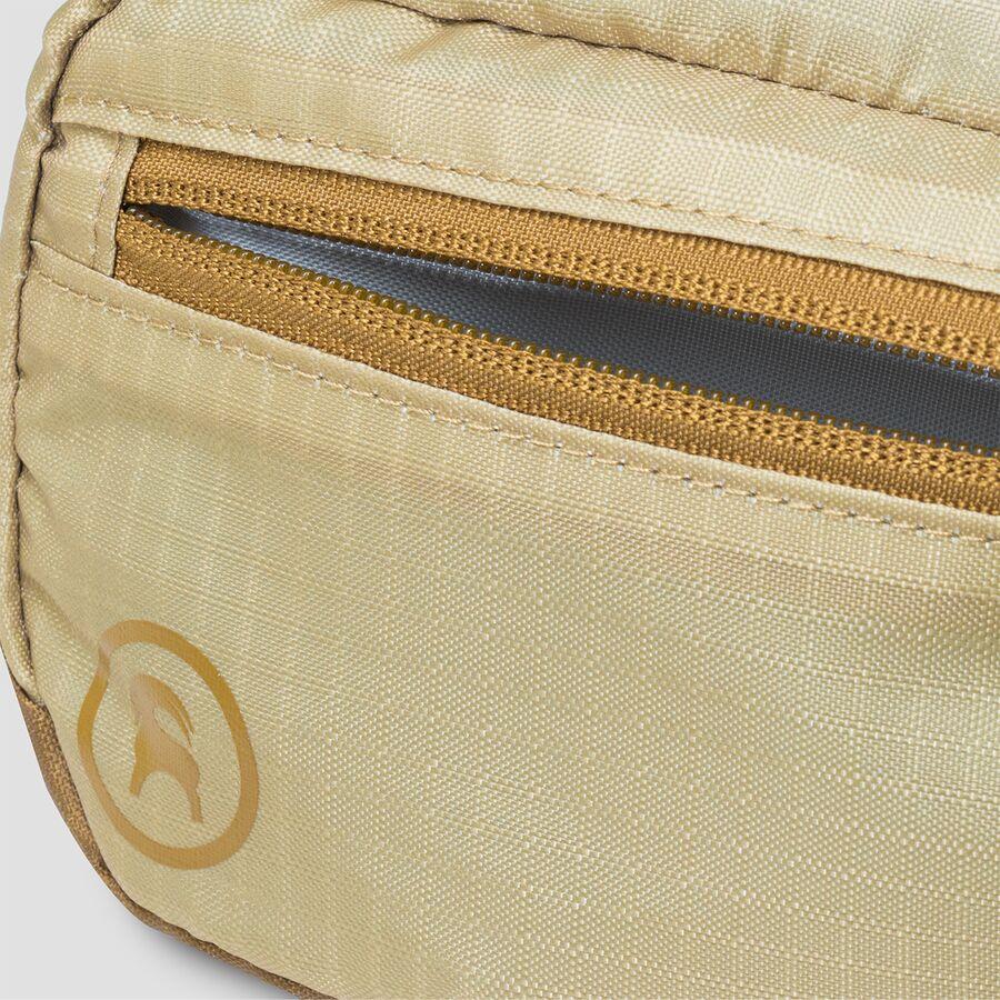 Backcountry Destination 1L Hip Pack Bistre/Starfish