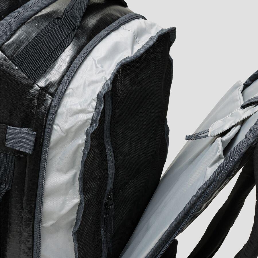 Backcountry Destination 30L Backpack Black/Black