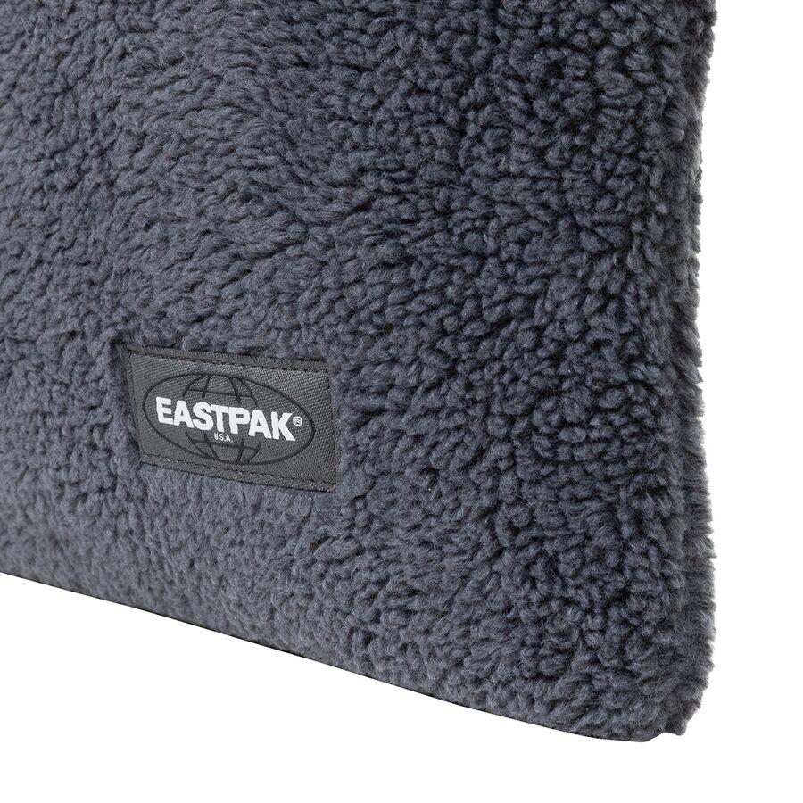 Eastpak Charlie Shoulder Bag Shear Dye