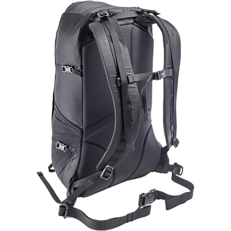 Granite Gear Dagger 22L Daypack Black