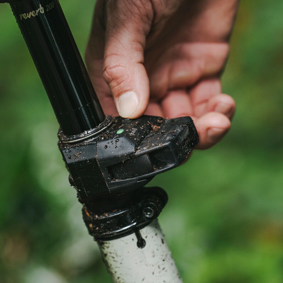 RockShox Reverb AXS Dropper Seatpost