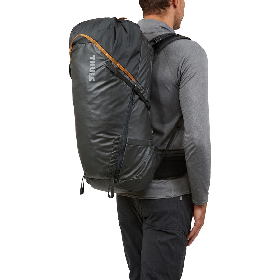 Thule Stir 35L Backpack Obsidian