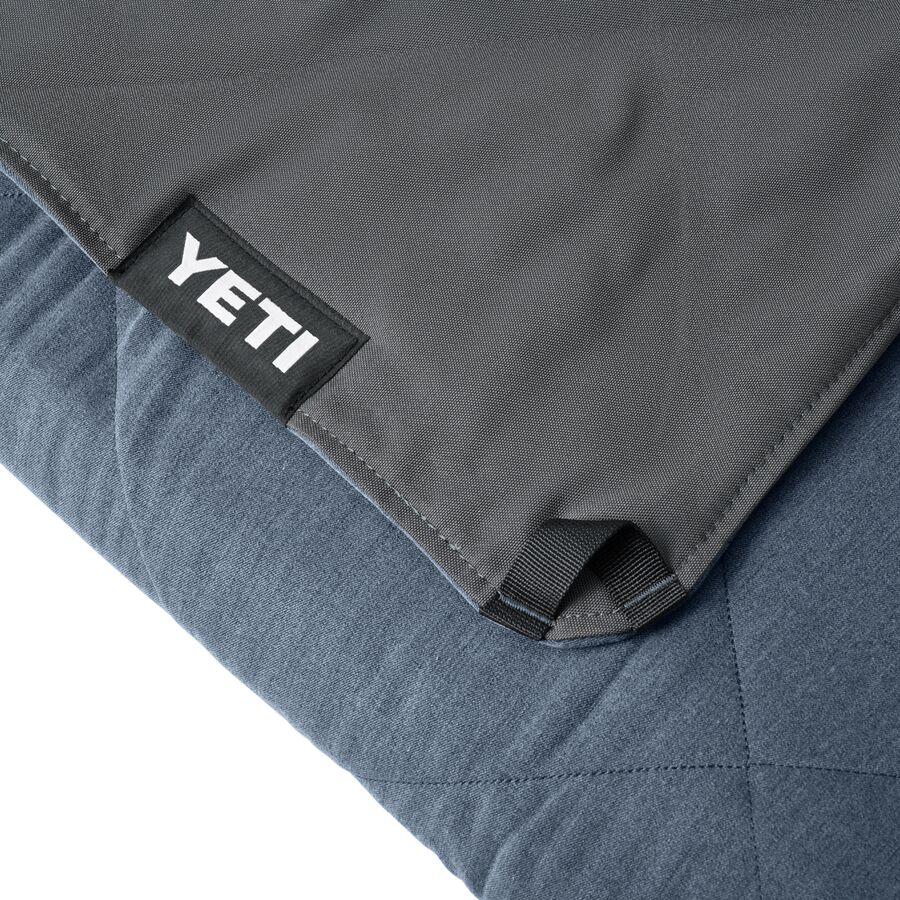 YETI Lowlands Blanket Navy