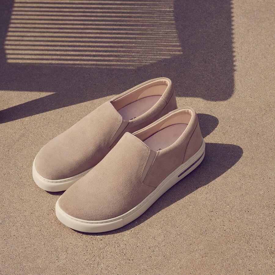 Birkenstock Oswego Shoe - Women's Taupe Suede