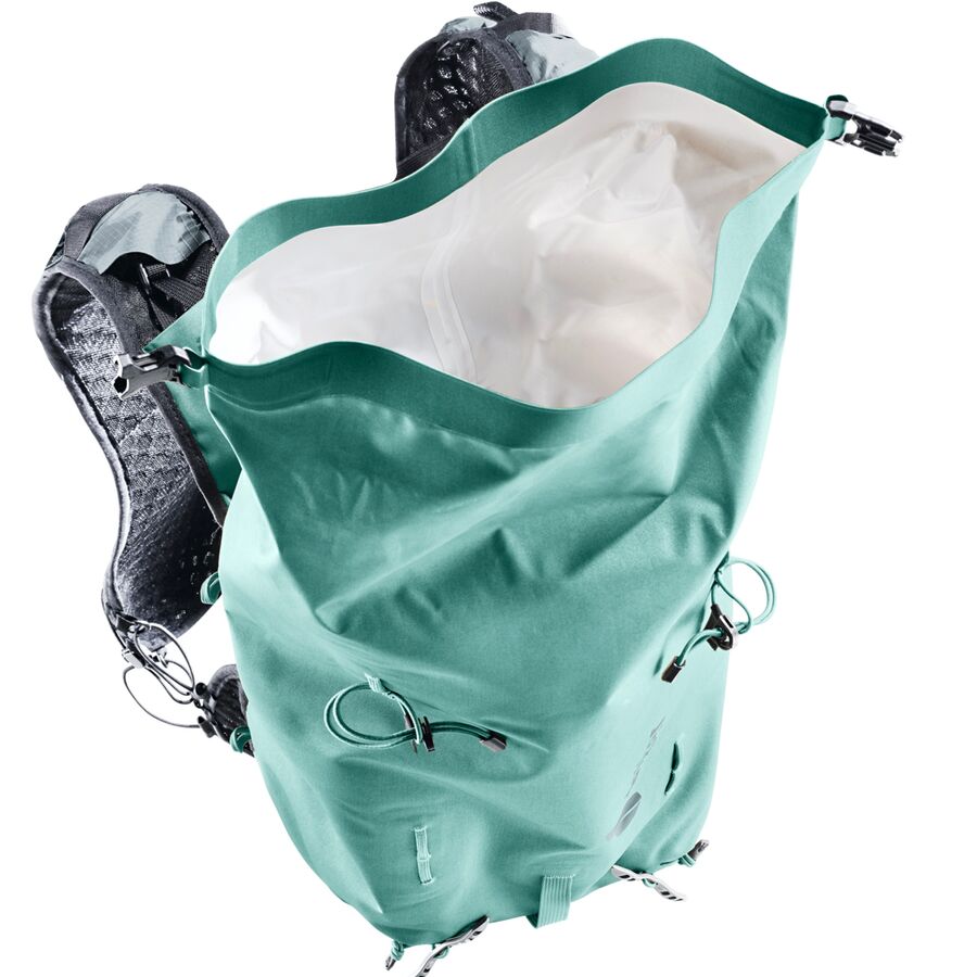 Deuter Vertrail 16L Backpack Glacier/Graphite