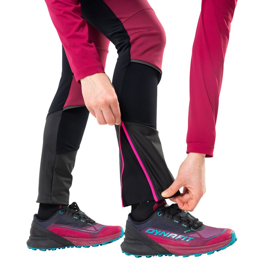 Dynafit Ultra 50 GTX Trail Running Shoe - Women's Black Out/Beet Red