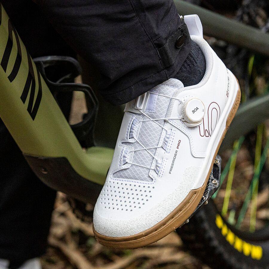 Five Ten Freerider Pro Boa Cycling Shoe - Men's Ftwr White/Core Black/Red