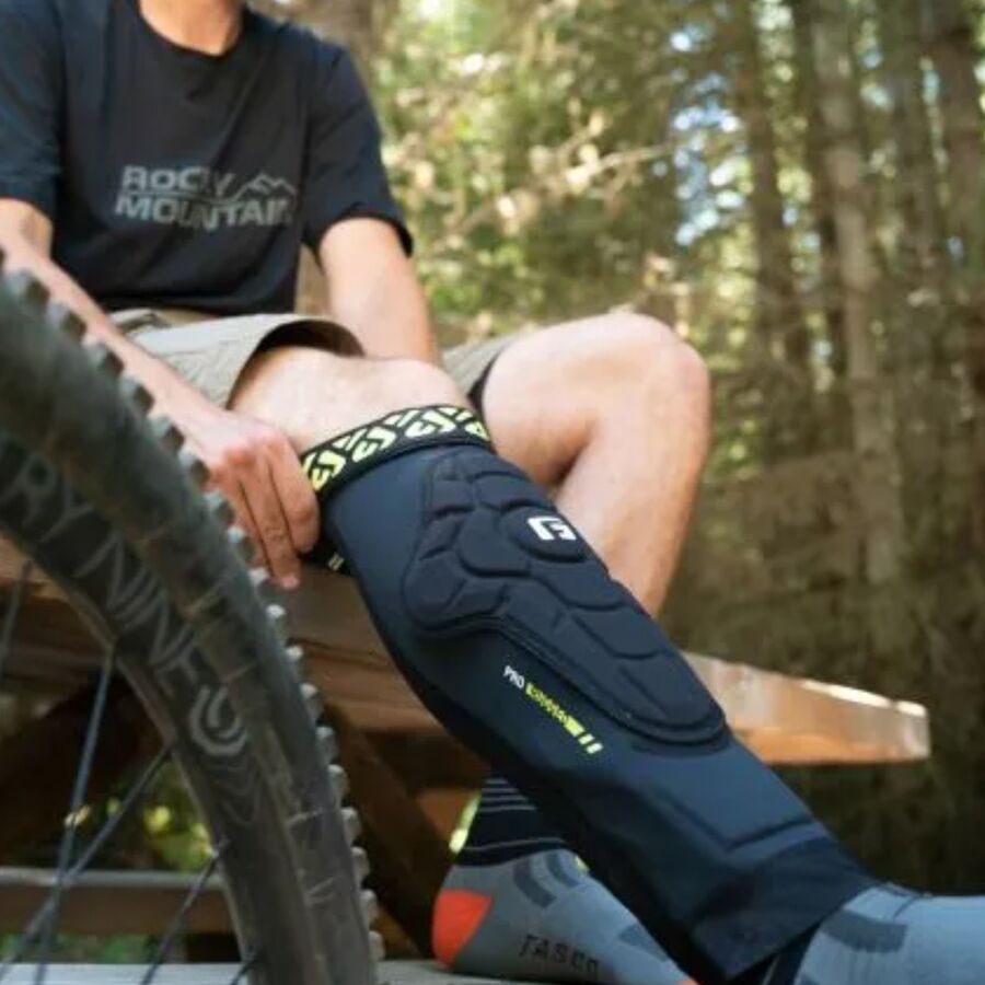 G-Form Pro Rugged 2 Knee-Shin Guard Black