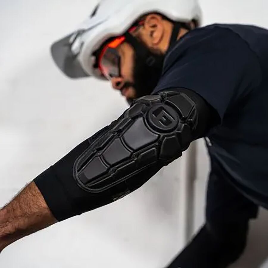 G-Form Pro-X3 Elbow Guard Triple Matte Black