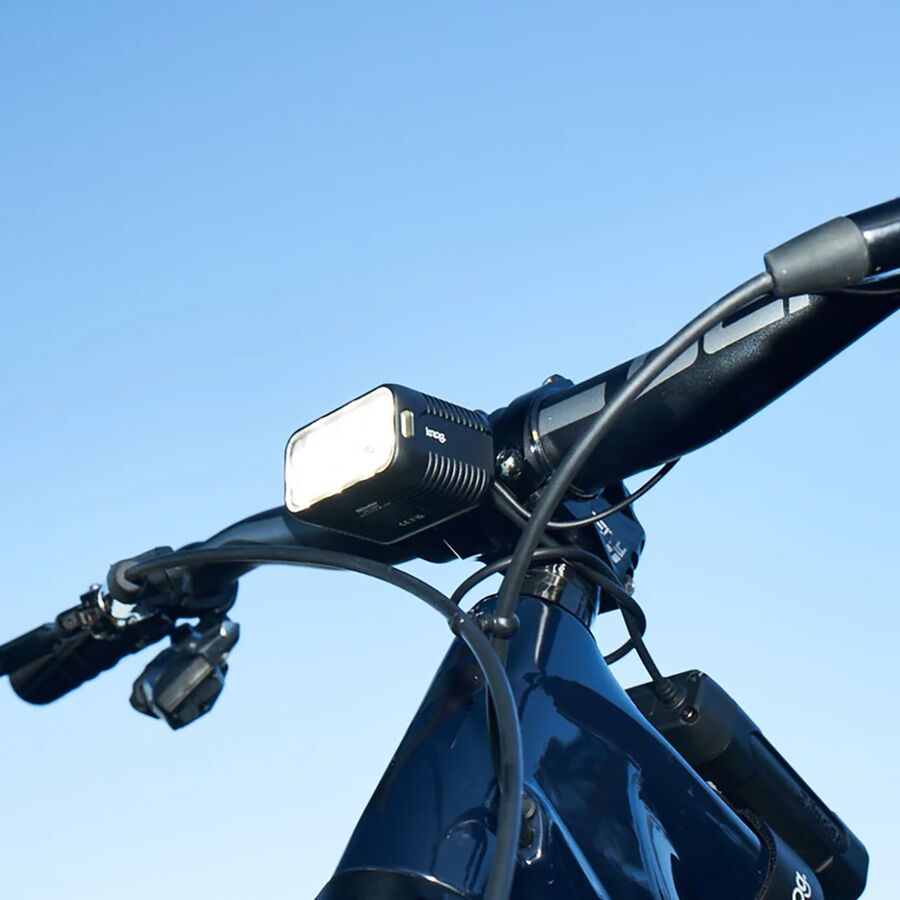 Knog Blinder X 1800 + 10 000 MAh Battery Black