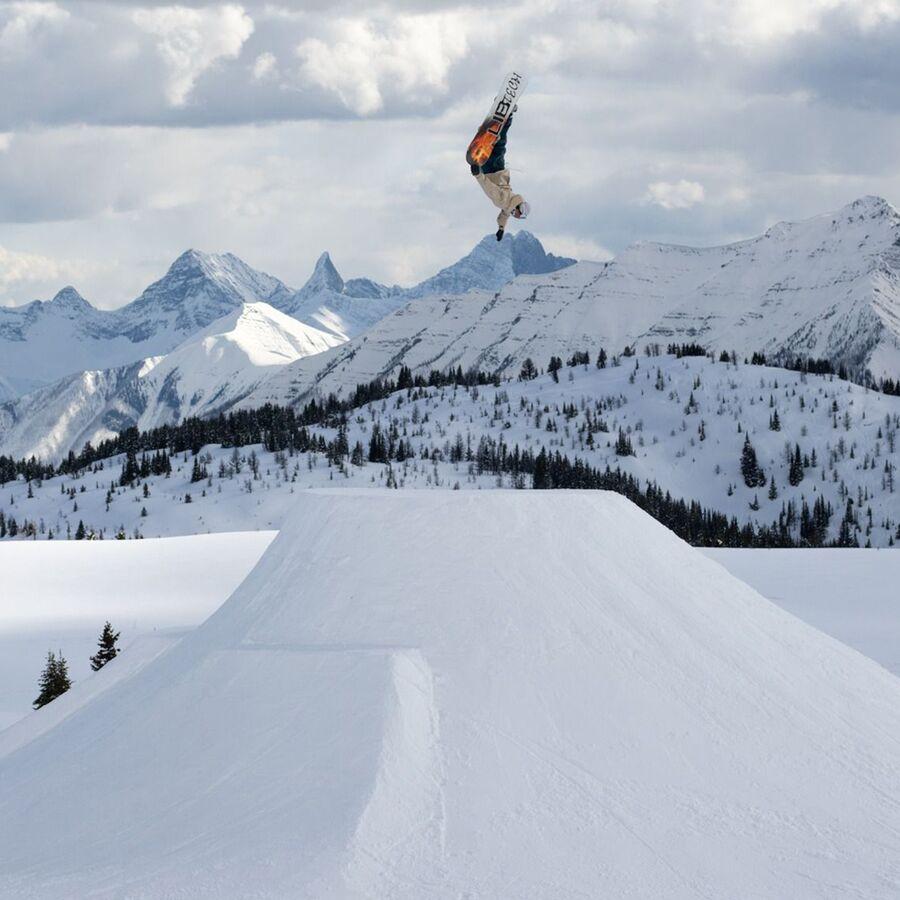 Lib Technologies Dynamo Snowboard - 2025 One Color