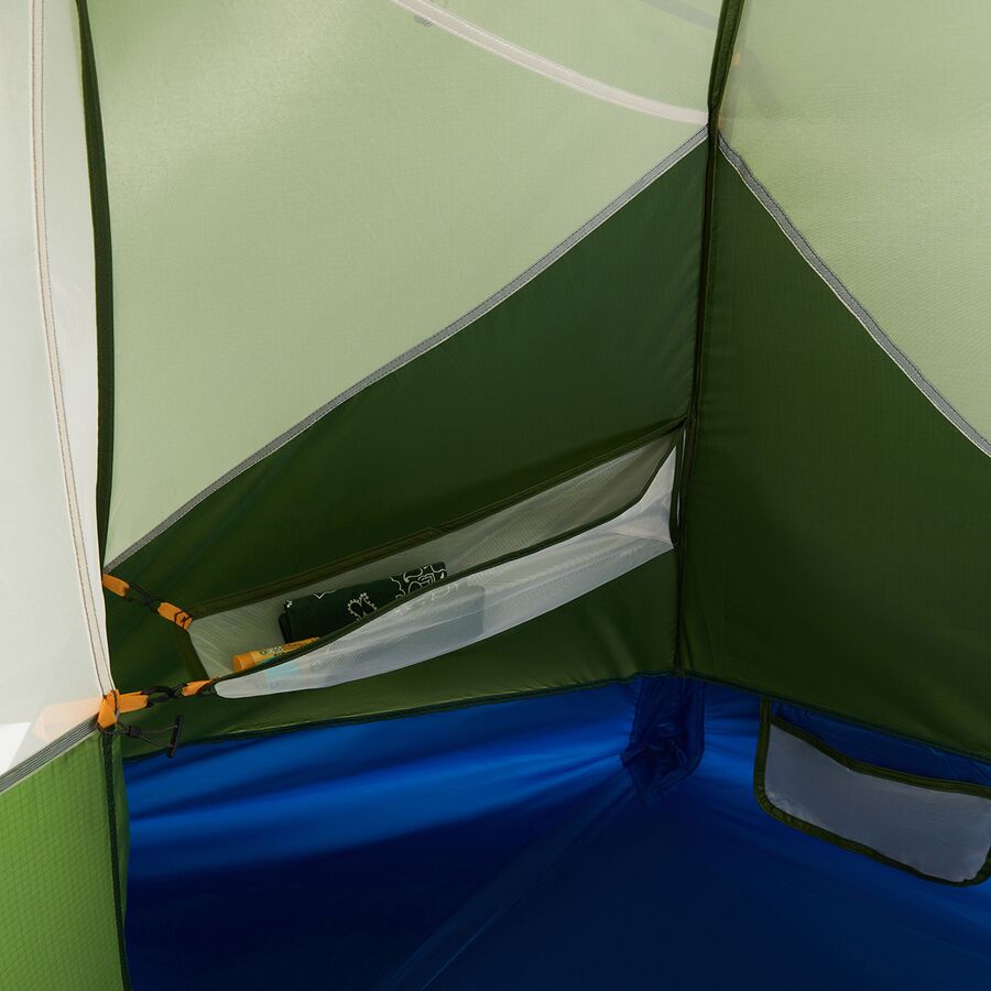 Marmot Limelight Tent: 2-Person 3-Season Foliage/Dark Azure