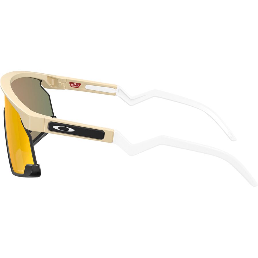 Oakley Bxtr Prizm Sunglasses DsrtTan/Matte Black W/Prizm Ruby
