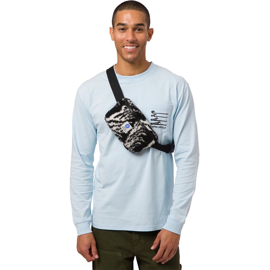 Parks Project Acadia Waves Sherpa Fanny Pack Black/Natural