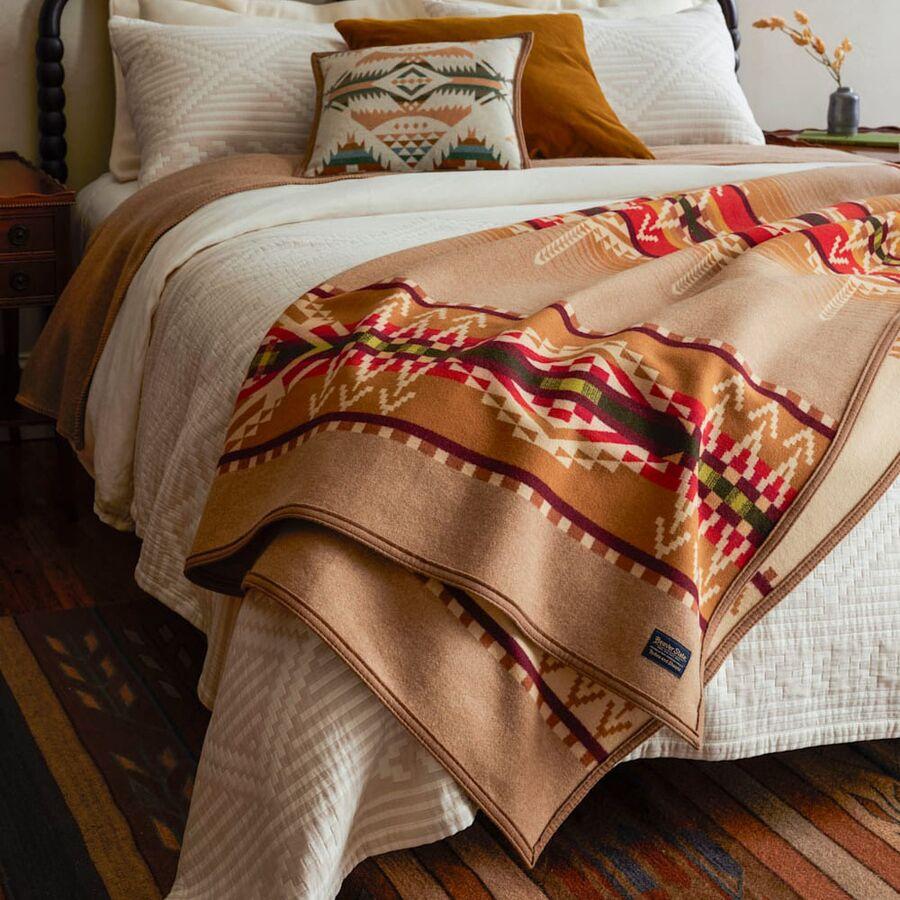 Pendleton Jacquard Unnapped Blanket Beacon Rock