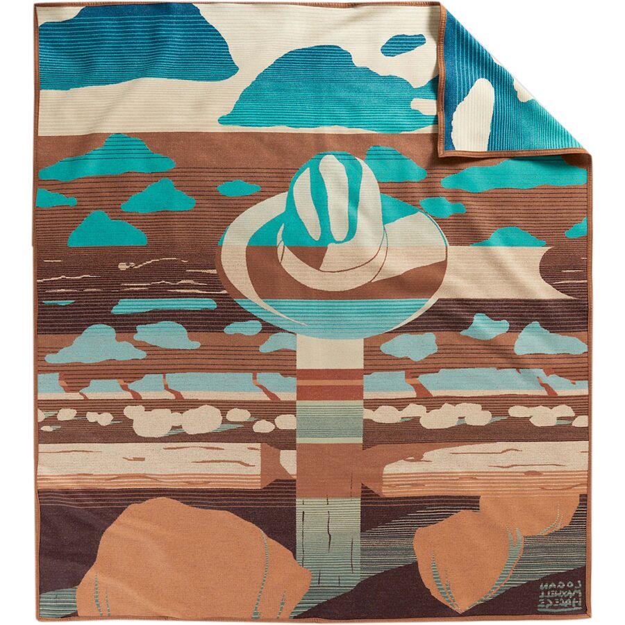 Pendleton Jacquard Unnapped Modern Icons Blanket Resting Place