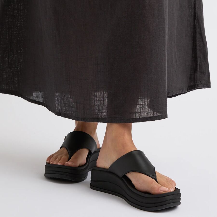 Reef Aura Serenity Sandal - Women's Black