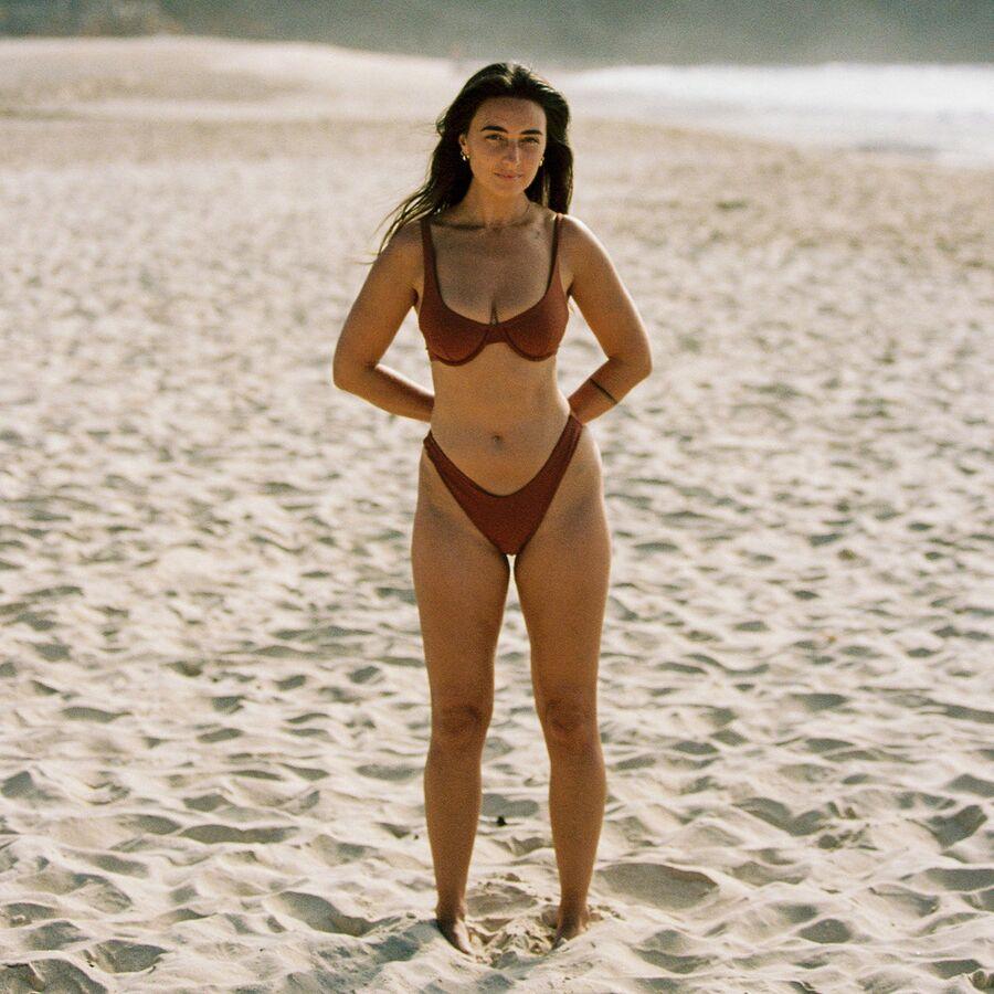 Rhythm Classic Underwire Bikini Top - Women's Rust