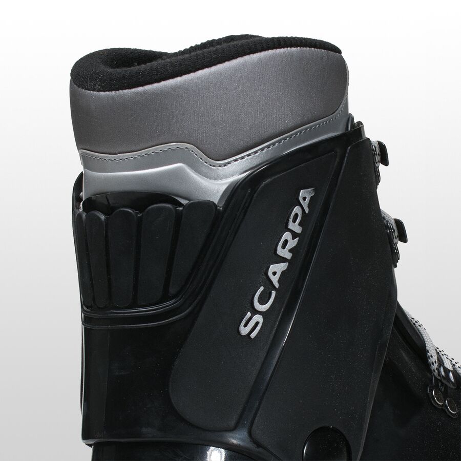 Scarpa Inverno Mountaineering Boot Black