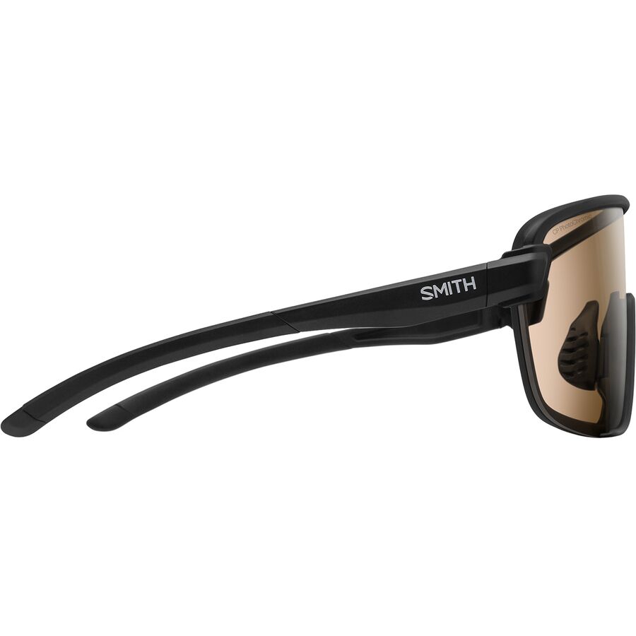 Smith Bobcat ChromaPop Photochromic Sunglasses Matt Black/ChromPop PhtoChrom Brown