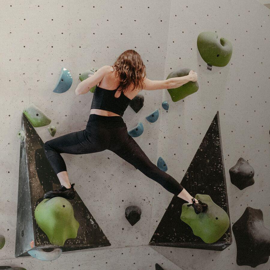 So ILL Athletic Bouldering 1 RV Climbing Shoe Eclipse Black