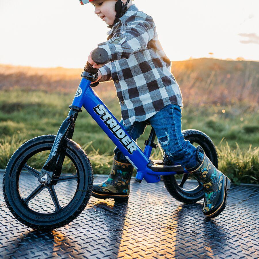 Strider 12 Sport Balance Bike - Kids' Blue