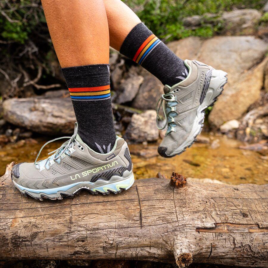 Swiftwick Flite XT Trail Mid-Crew Sock Coal