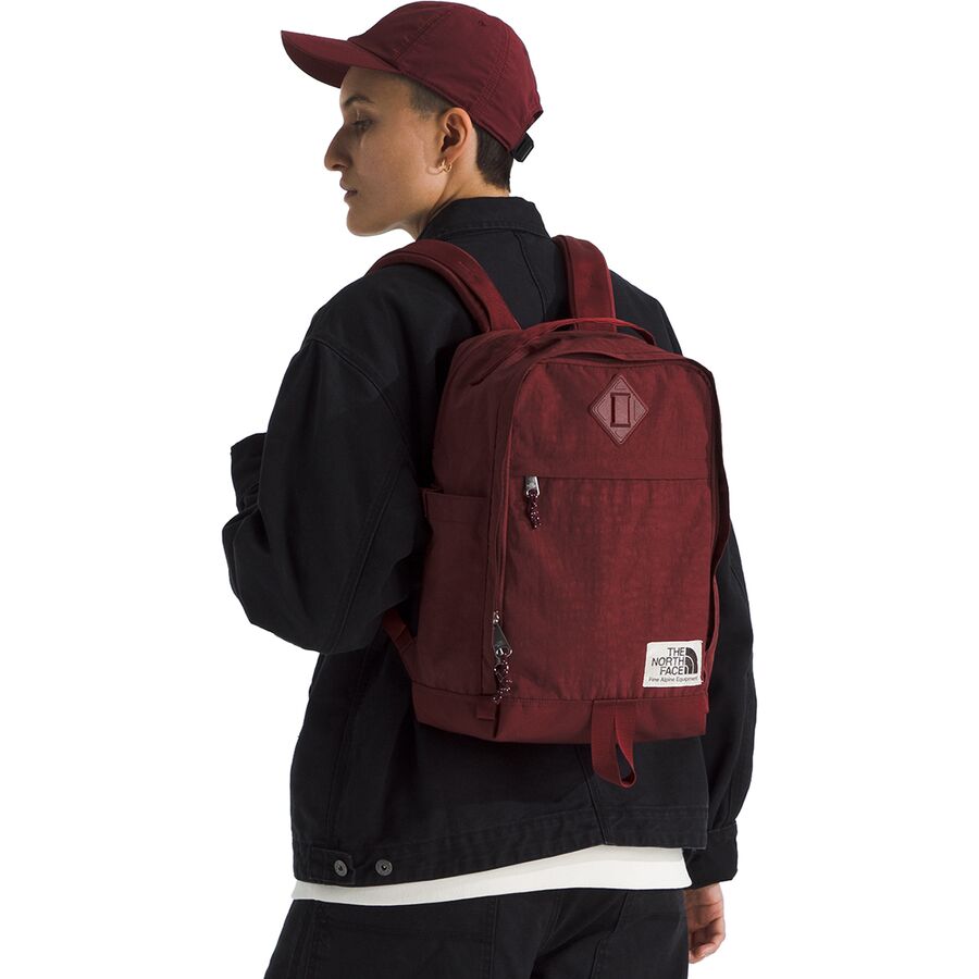 The North Face Berkeley 16L Daypack Sumac/Alpine Plum