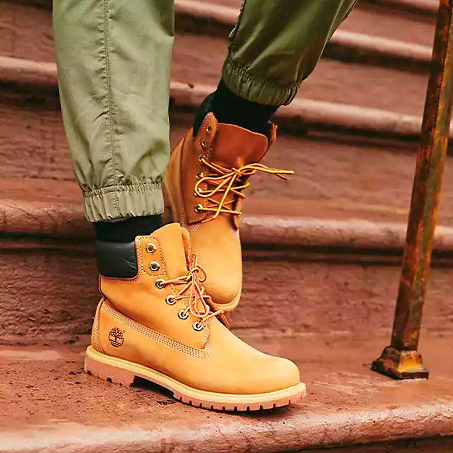 Timberland Icon 6in Premium Waterproof Boot - Women's Wheat