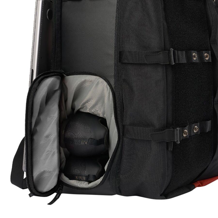 USWE Buddy 40L Athlete Gear Backpack Black/Red
