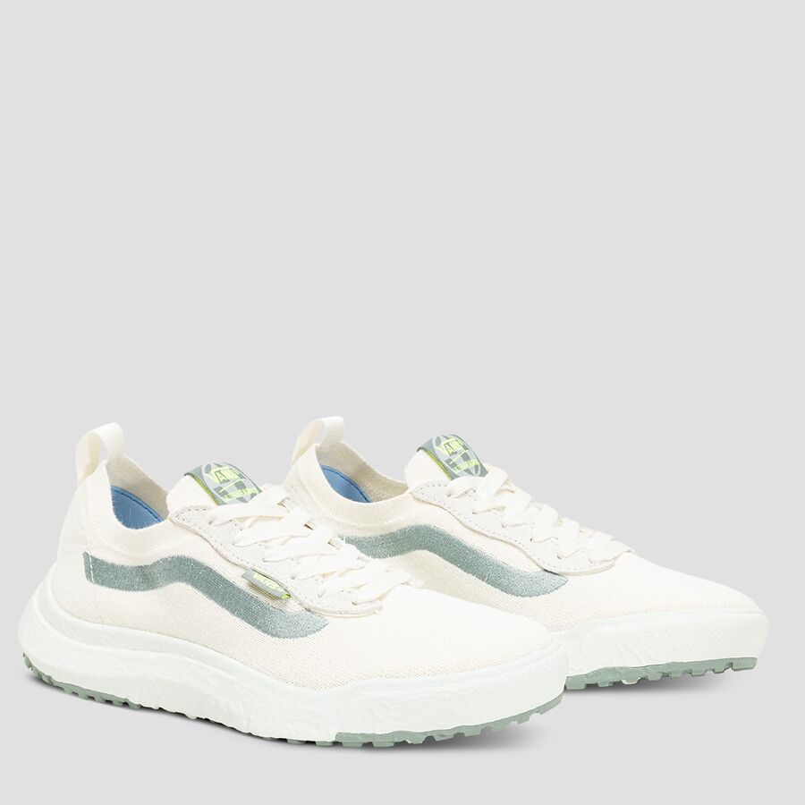 Vans Ultrarange VR3 Shoe - Women's Marshmallow/Multi