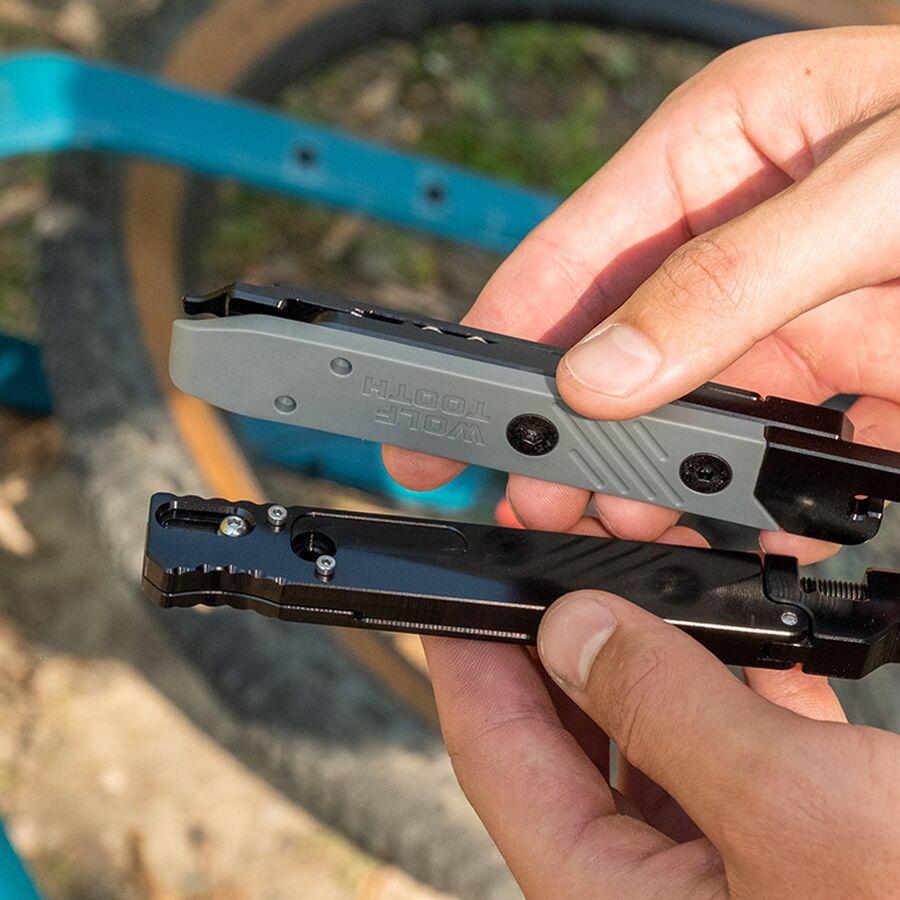 Wolf Tooth Components 8-Bit Tire Lever + Rim Dent Remover Multi-Tool One Color