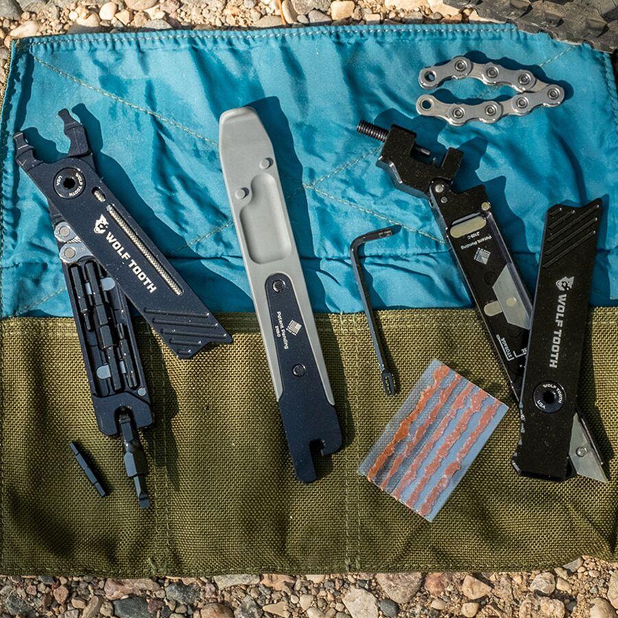 Wolf Tooth Components 8-Bit Tire Lever + Rim Dent Remover Multi-Tool One Color