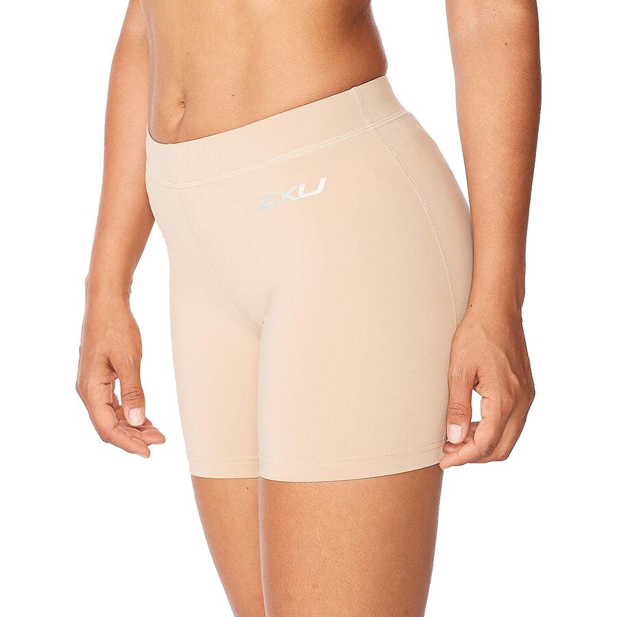 2XU Core Compression 5in Game Day Short - Women's Beige/Silver