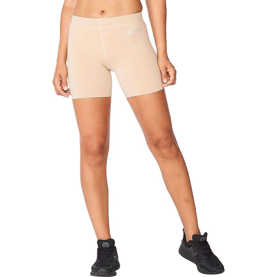 2XU Core Compression 5in Game Day Short - Women's Beige/Silver