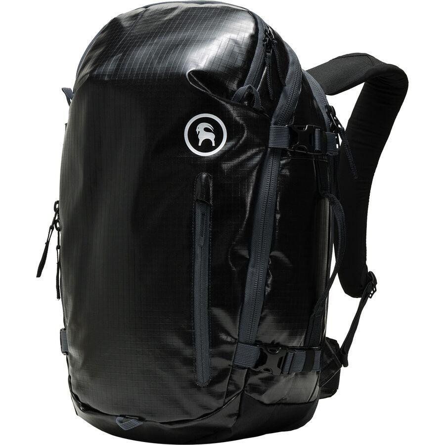 Backcountry Destination 30L Backpack Black/Black