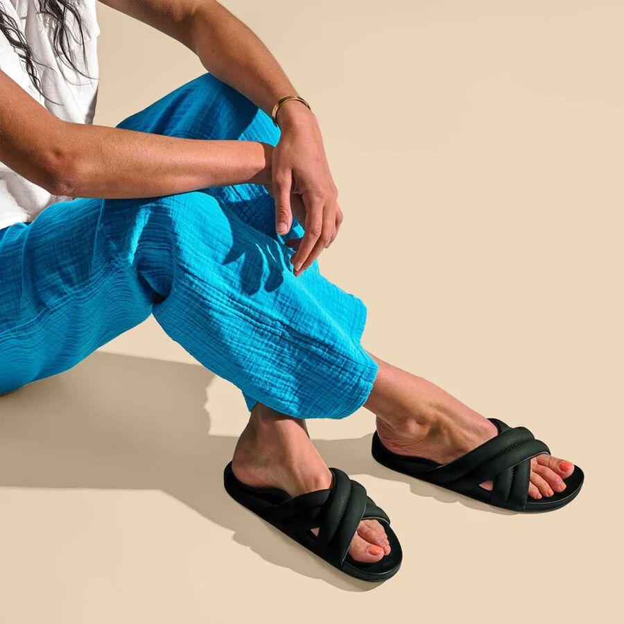 Olukai Hila Sandal - Women's Black/Black
