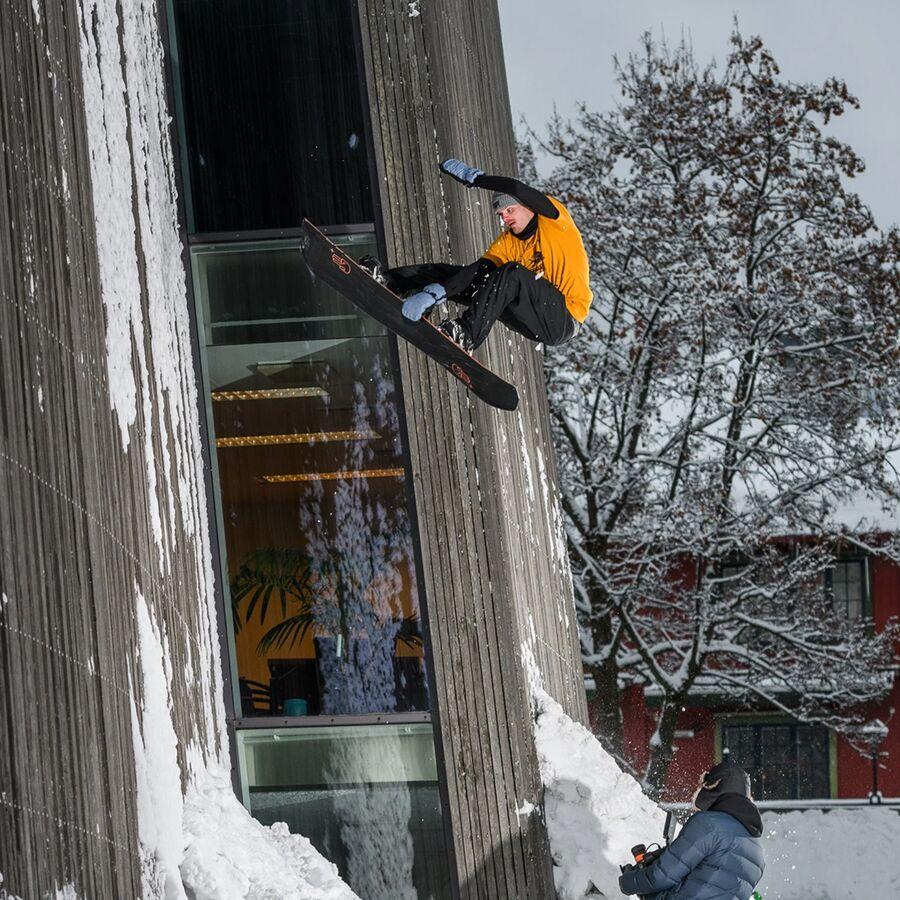 Bataleon Disaster Plus Snowboard - 2025 Black