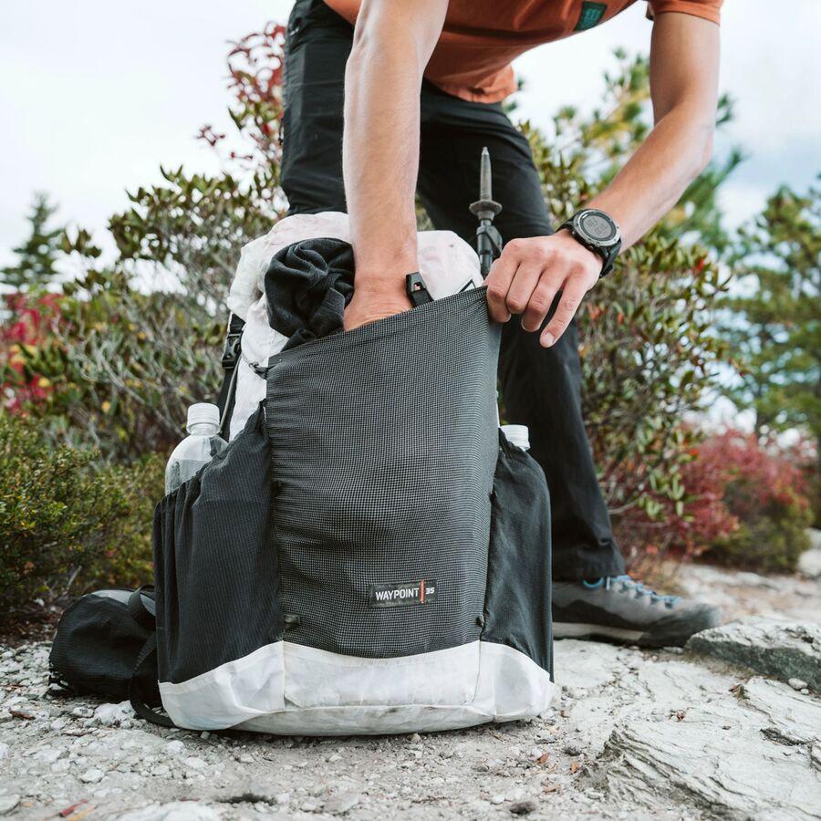 Hyperlite Mountain Gear Waypoint 35 Backpack White
