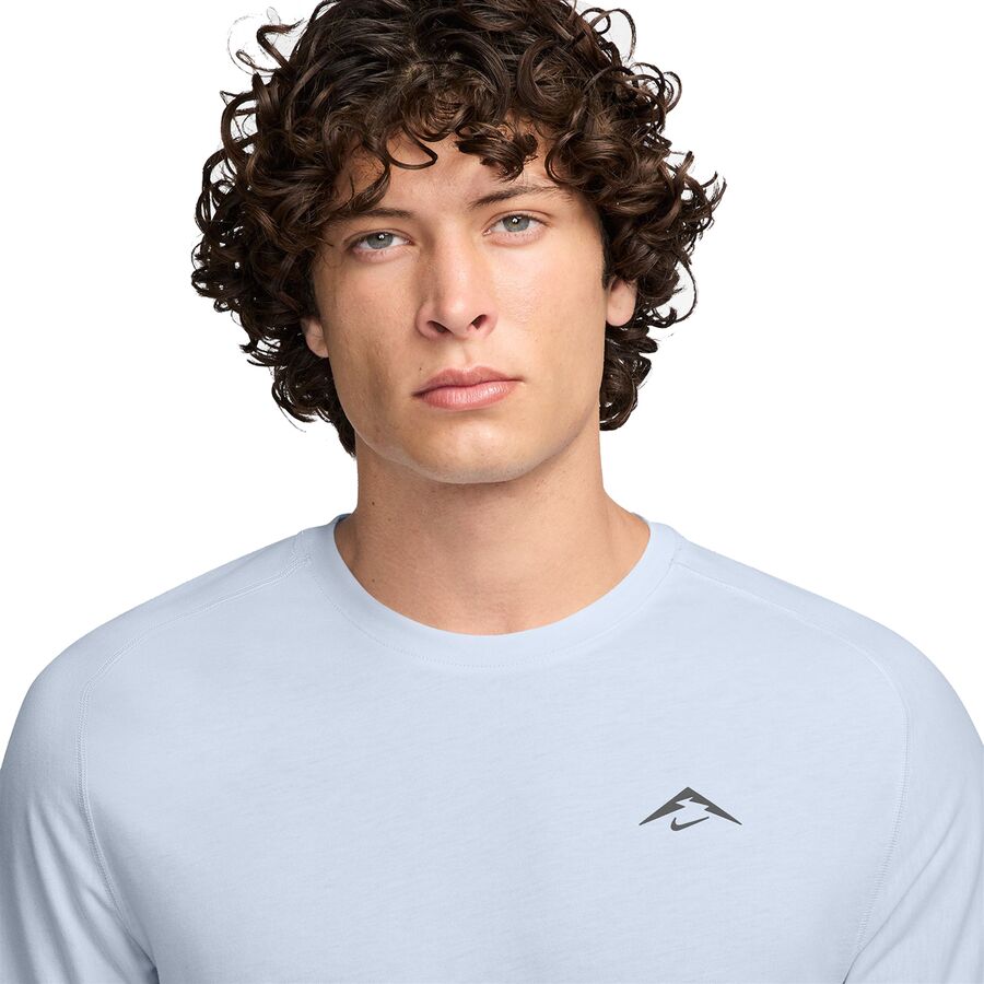 Nike Dri-Fit Solar Chase Short-Sleeve Shirt - Men's Football Grey/Black