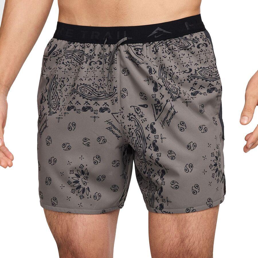 Nike Dri-FIT Trail AOP 6in Brief Short - Men's Cave Stone/Black/Black